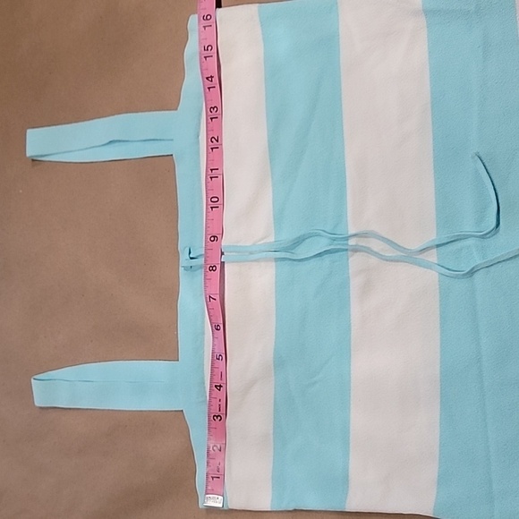 Banana Republic Sleeveless Light Blue and White Square Neck Top. EUC, Size L - Picture 8 of 9